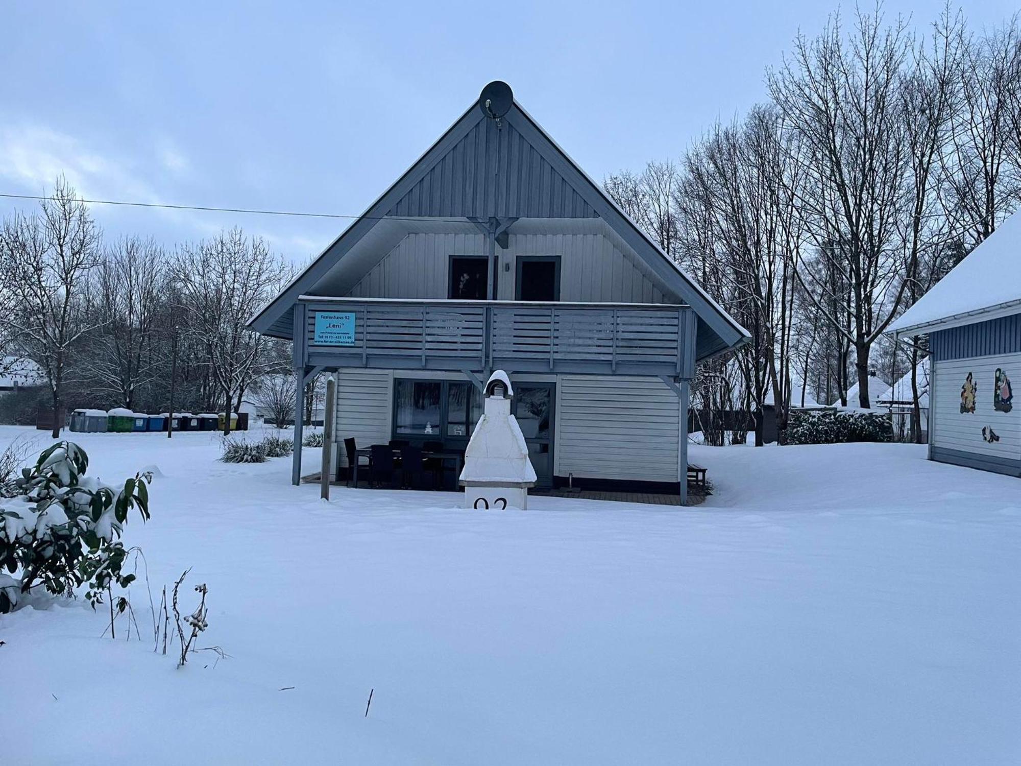 Ferienhaus am Silbersee Leni Frielendorf Exterior foto